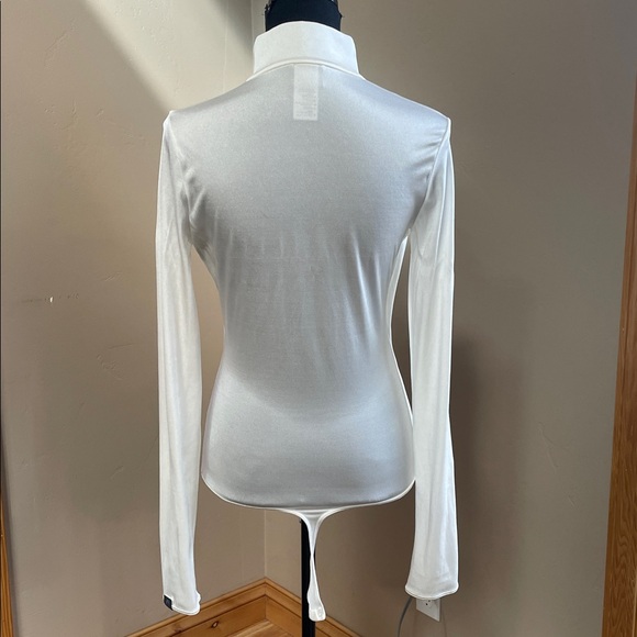 Wolford Half Zip long sleeve bodysuit, Pearl, Size Medium - Picture 4 of 9